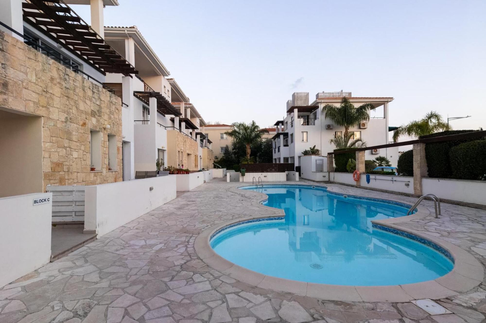 Nefeli Blue-Horizon 2B, Pool, Suites, Big Balconies Paphos Luaran gambar